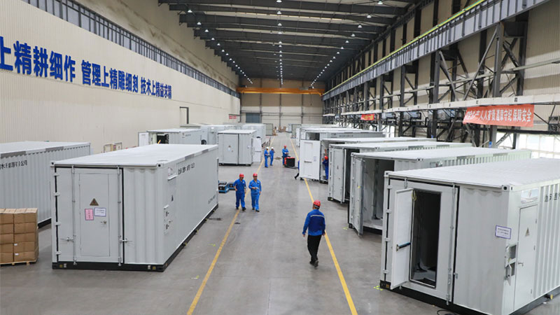 Sistema de almacenamiento de energía en baterías en contenedor (BESS)